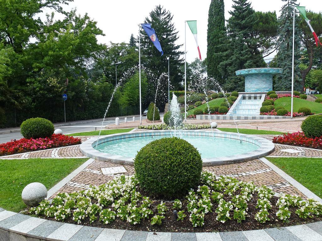 Hotel Campione บิซโซน ภายนอก รูปภาพ